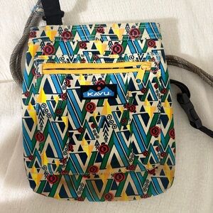KAVU Vibrant Geometric Shoulder Bag